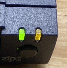 Iomega Zip Drive parallel externes Laufwerk Z100P2 100 MB Netzteil, Kabeln, Buch