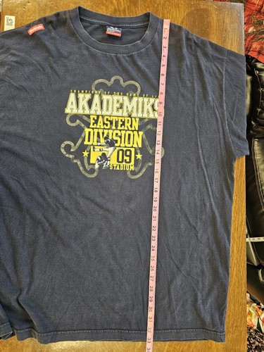 Akademiks Shirt Mens 2XL Black Eastern Division 09 Stadium Graphic Tee Cotton - Picture 4 of 6