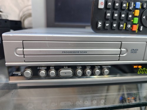 VIDEOREGISTRATORE VHS PHILIPS DVP3100V DVD PLAYER 6 TESTINE PERFETTO IN TUTTO! - Foto 4 di 15