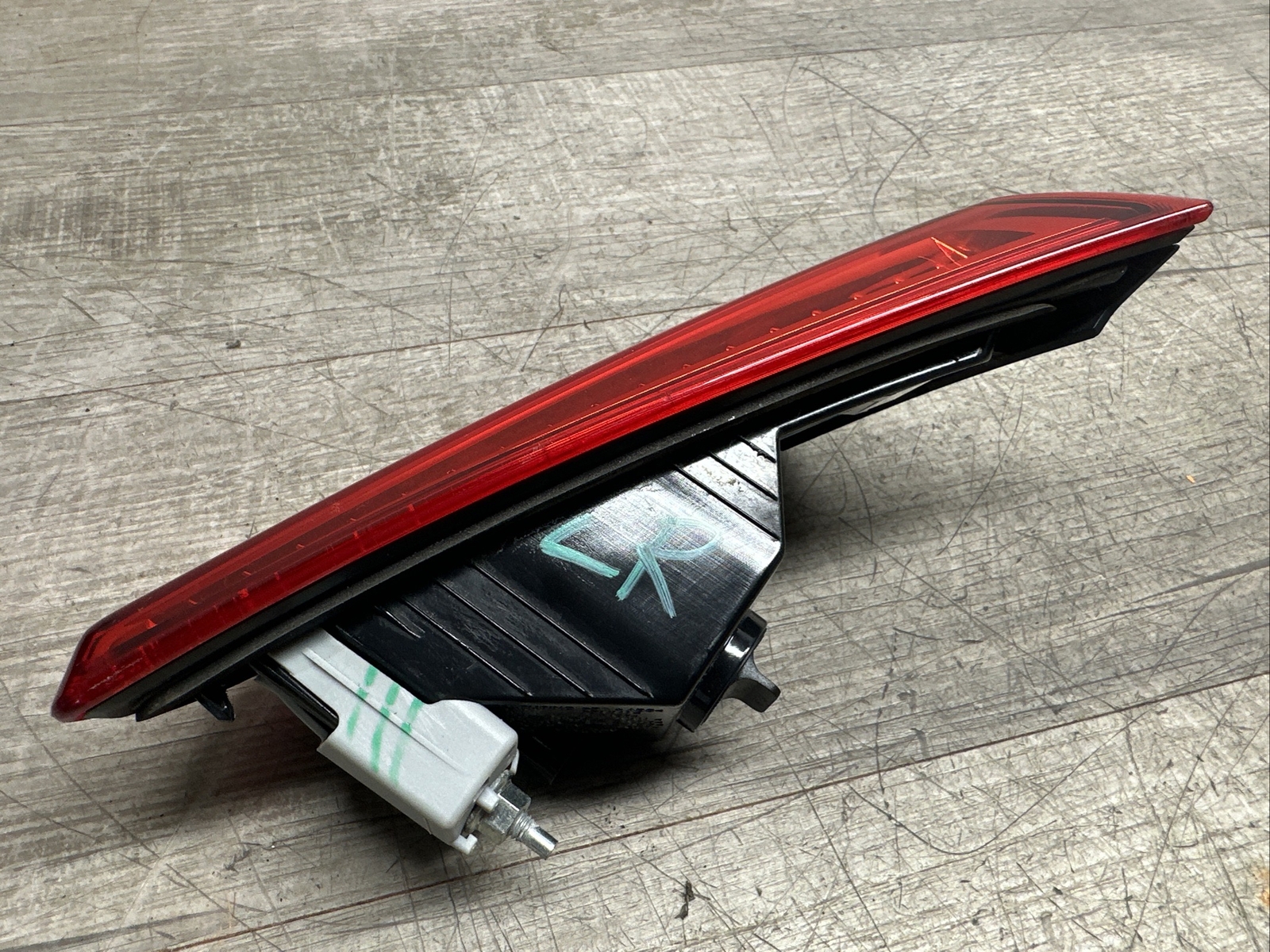 06700046820 I 2014 - 2020 MASERATI GHIBLI REAR LEFT SIDE INNER TAILLIGHT OEM SDN