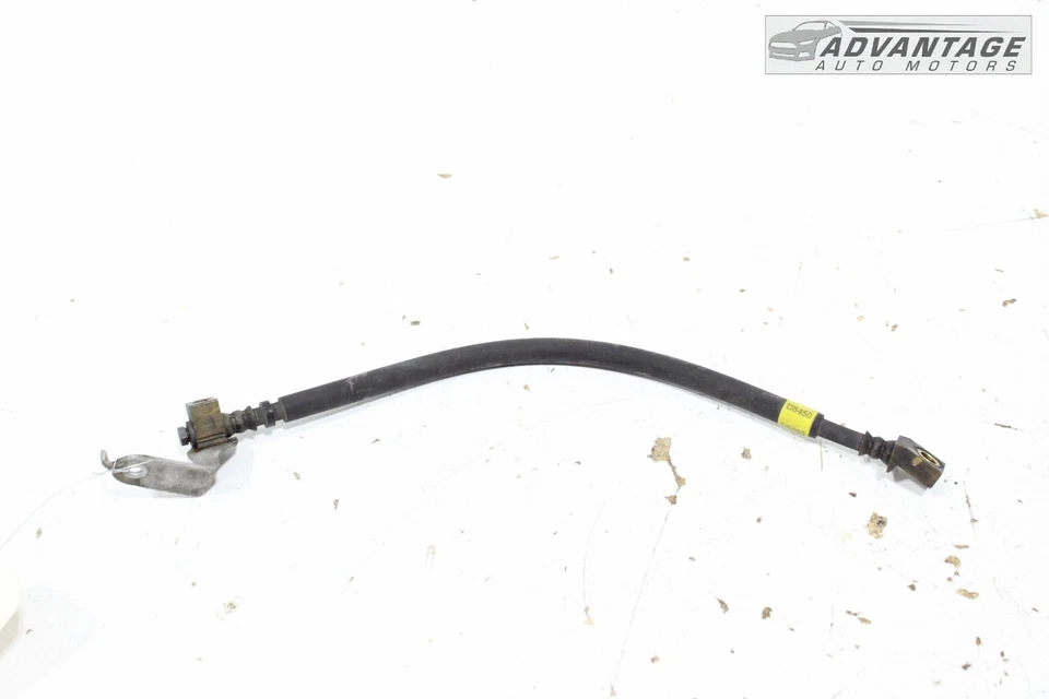 Dodge Challenger 2013-2023 AWD pinza de freno trasera derecha manguera tubo OEM Foto 2 de 4