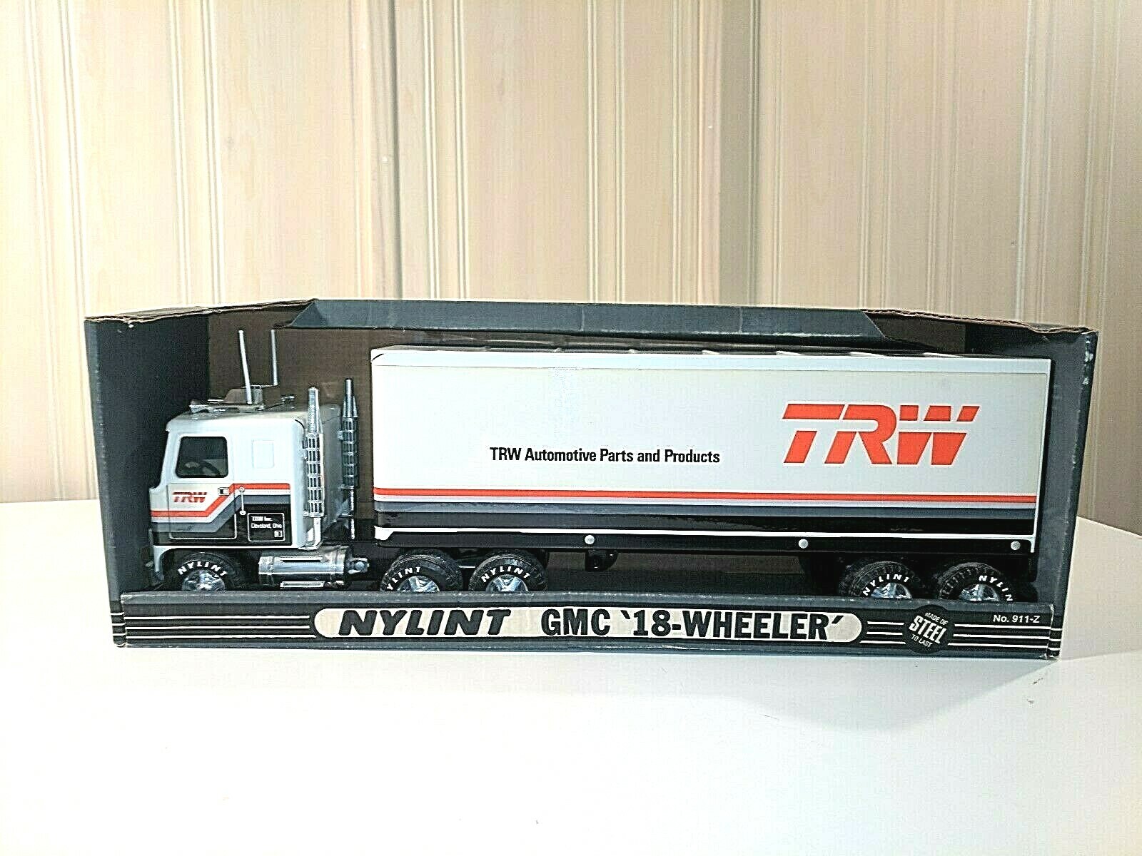 Vintage NYLINT GMC '18 WHEELER' TRW AUTOMOTIVE PARTS & PRODUCTS 911-Z NEW NIB Vintage NYLINT GMC '18 WHEELER' TRW AUTOMOTIVE PARTS & PRODUCTS 911-Z NEW NIB
