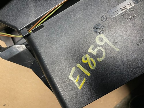 2003 to 2006 Mercedes E-Class E350 A/C AC Climate Control Panel Air Vent E1859 - Picture 8 of 8