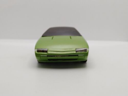 YoW Modellini 1/43 resina costruita #23 Chevrolet Corvette Ramarro Concept Bertone. - Foto 8 di 17