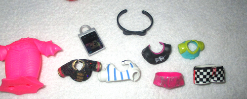 LOL Muñecas Figuras Misteriosas Ropa Mochilas Bolsas y Accesorios Lote de 17 Piezas - Imagen 4 de 8