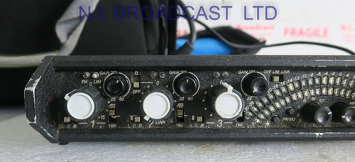 Dispositivos de sonido 302 canales campo audio mezclador con base soporta phantom power mi - Imagen 11 de 18