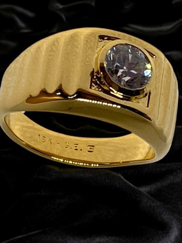 1989 Avon 18ct Gold Plated Men's Cubic Zirconia Dress Ring. E329 - Picture 7 of 7