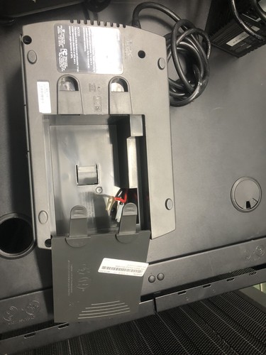 APC BE650BB 650VA 390W Back-UPS with 8-Outlet [NO BATTERY] - Picture 4 of 6