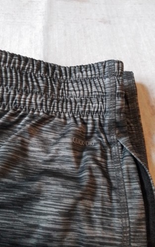 NWT Xersion Shorts Mens Small Comfort Training Shorts Quick Dri Static Color - Picture 8 of 10