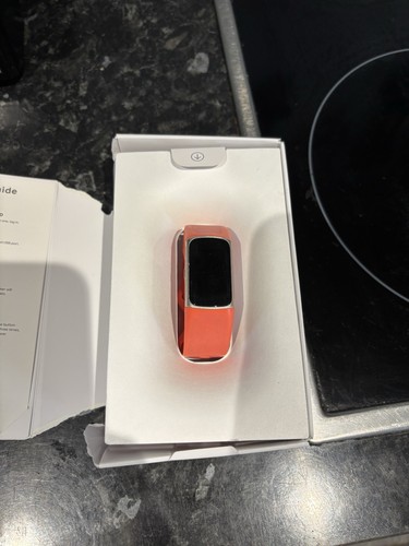 Fitbit Charge 6 Activity Tracker GPS, Bluetooth, Heart Rate - Picture 3 of 6