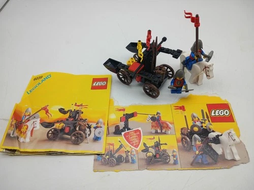 Lego Castle Lion Knights 6039 Twin Arm Launcher Set (1988) Near Complete *Read*