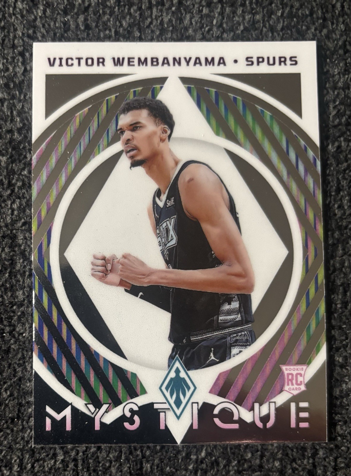 2023-24 PANINI PHOENIX VICTOR WEMBANYAMA ROOKIE #16 MYSTIQUE MINT!!!