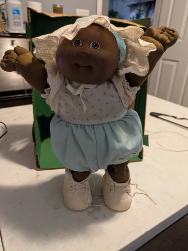 Vintage Cabbage Patch Kids Afro American Girl Doll Original In Box