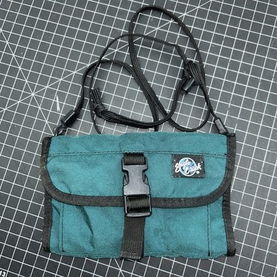 Eagle Creek waist/crossbody bag green travel pouch 8 x5 x1 