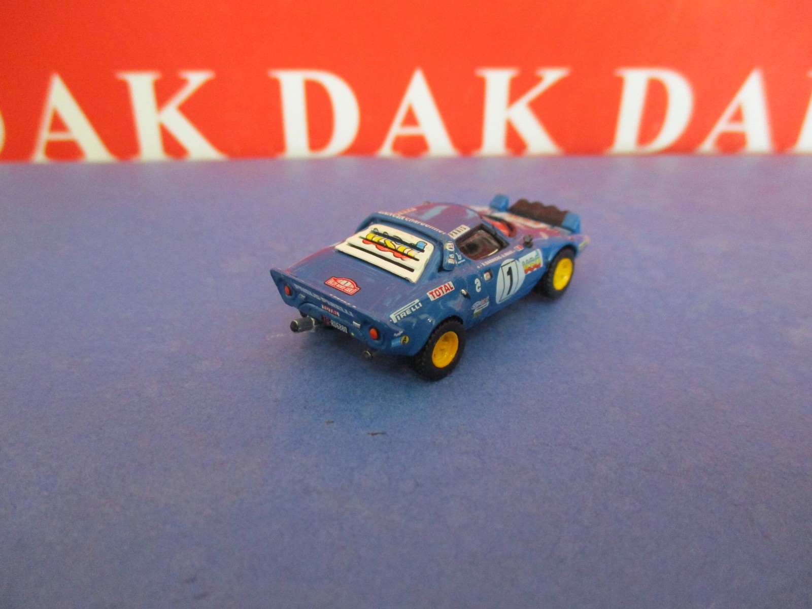 Foto 5 di 6