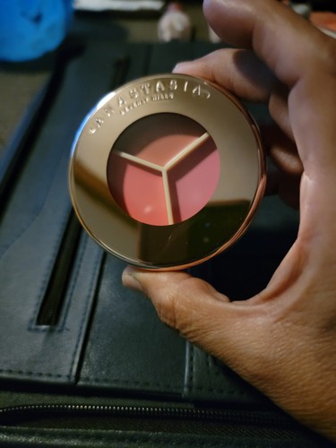Anastasia Beverly Hills Blush Trio Pink Passion - Picture 3 of 3