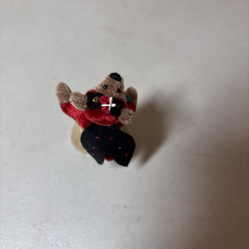 Little teddy bear miniature designed by Sally Lambert 3” w/container v 032 - Picture 10 of 10