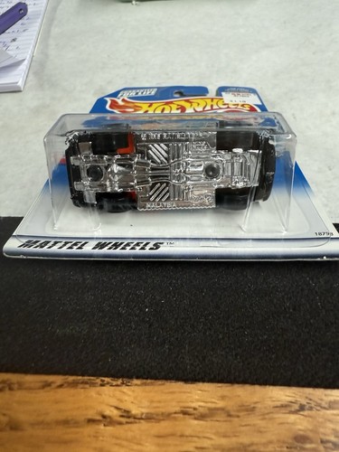 Hot Wheels Artistic License Series 4/4 1970 Plymouth Barracuda Collector #732 - Bild 3 von 3