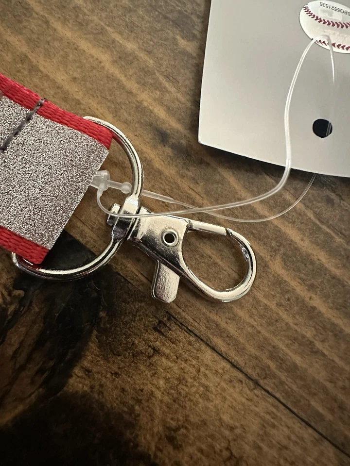 NWT St. Louis Cardinals Sparkly Lanyard/Keychain Holder MLB Licensed - Image 4 of 4