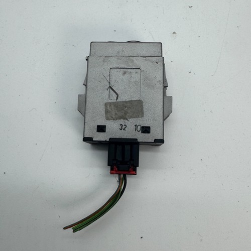 FORD FOCUS BERLINA 4° SERIE - PULSANTE SEDILE RISCALDABILE D3L0A - Picture 3 of 7