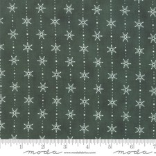 Homegrown Holidays 19946 16 Green Snowflakes Moda Deb Strain