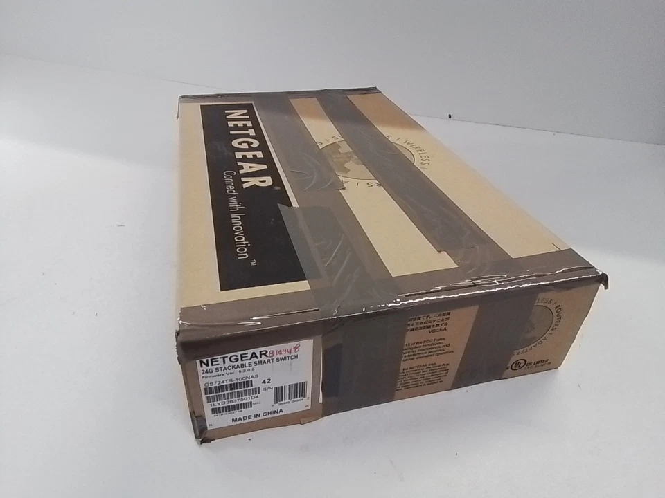 NetgGear ProSafe GS724TS 24 Port Gigabit Stackable Smart Switch GS724TS-100NAS - Image 3 of 3