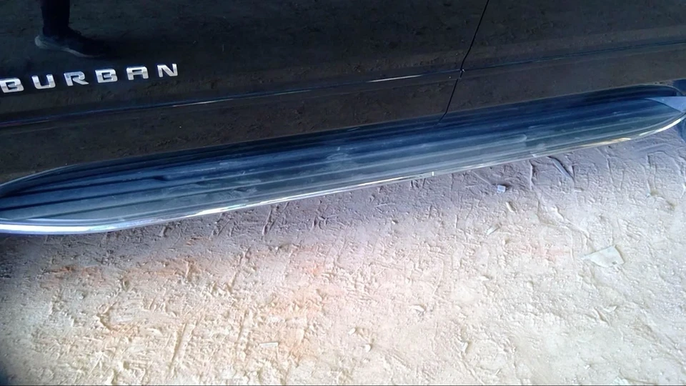 (LOCAL PICKUP ONLY) Driver Left Front Door Fits 15-20 SUBURBAN 1500 1813218 Foto 2 de 2