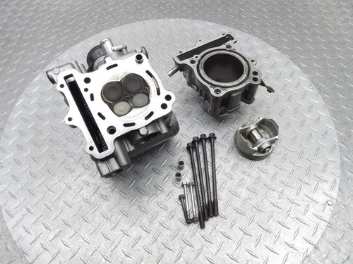 2007 07-11 Suzuki VSTROM 650 DL650 Front Cylinder Head Barrel Jug Piston Engine - Picture 6 of 24