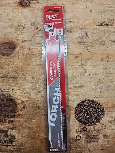 Milwaukee Sawzall Reciprocating Saw Blade 9" 8-TPI Carbide Metal Cutting 5-Pack - Picture 1 of 3