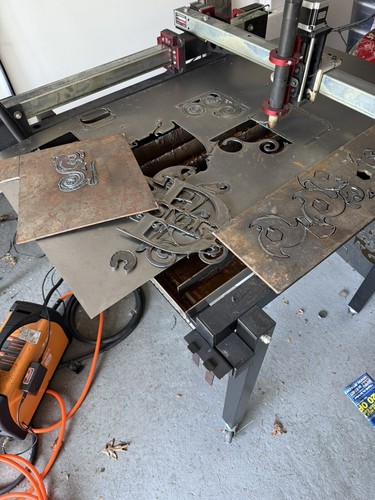 Barely Used THE CROSSFIRE CNC PLASMA25.3" x 23.3" CNC Plasma Table, All Included - Picture 15 of 17