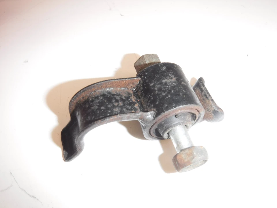 Suzuki TC90 1970 manija de cierre de asiento Foto 3 de 4