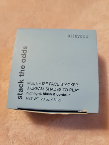 Alleyoop Stack The Odds~ Blush, Bronzer, Highlighter All In One~ Sunkissed 🌞.. - Picture 3 of 4
