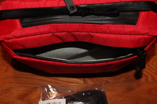 Brandneu mit Etikett Alpaka Elements Tech Case Max UVP 92 $!! - Bild 12 von 19