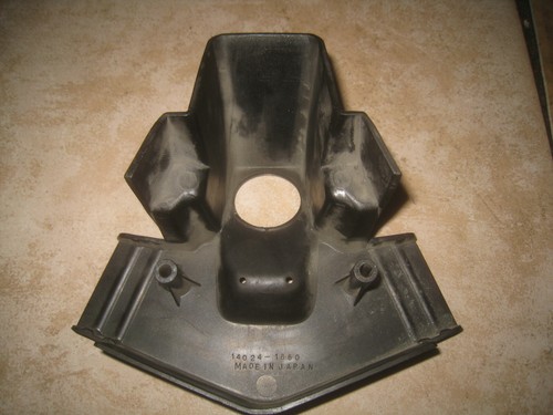 ZX-10 1000 ZXT00B 88-90 Ignition Lock Cover Fairing Handle 140241660 - Picture 4 of 4