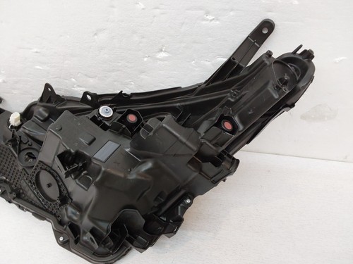 2023-2024 TOYOTA PRIUS RH HAEDLIGHT ASSY OEM - Picture 11 of 13