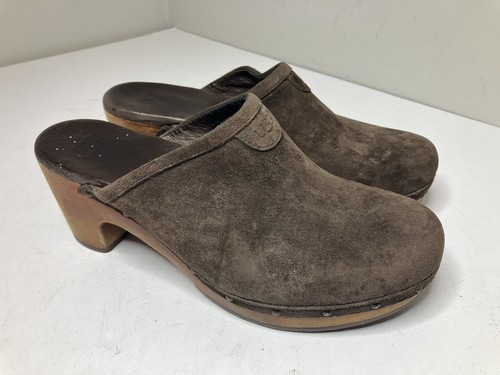 Ugg Brown Suede Mule Clog Heels Size 7 / 38 Sheepskin and Leather Lining GUC