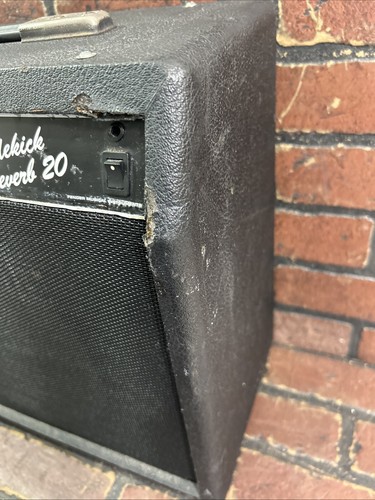 Fender SIDEKICK 20 REVERB Vacuum Tube Guitar Amplifier - Picture 3 of 12