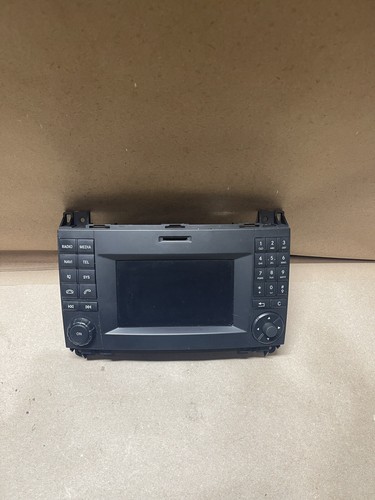Mercedes Sprinter W906 Navigation Radio Head Unit Display Screen A9069000104 - Bild 1 von 12