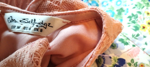 Miss Selfridge Dusky Pink Shift Style Lined Dress Lace Embossed Sz 8 - Picture 5 of 11