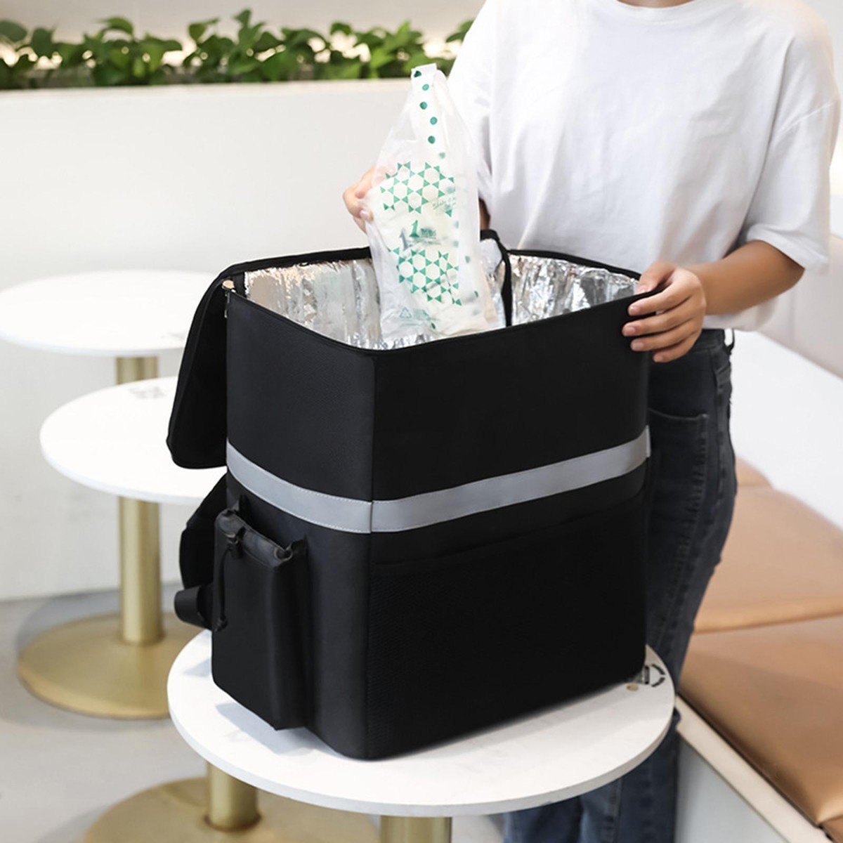 Insulated clearance food backpack