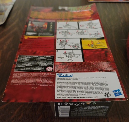 2022 TERRORSAUR Transformers Beast Wars Reissue Walmart Exclusive -Sealed - Picture 5 of 7