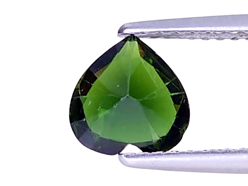 1.117cts Green natural tourmaline heart cut loose gemstones "see video" - Picture 3 of 3
