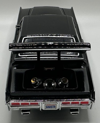 1966 LINCOLN CONTINENTAL BLACK  1:26 SCALE MAISTO PRO RODZ RARE FIND - Picture 15 of 21