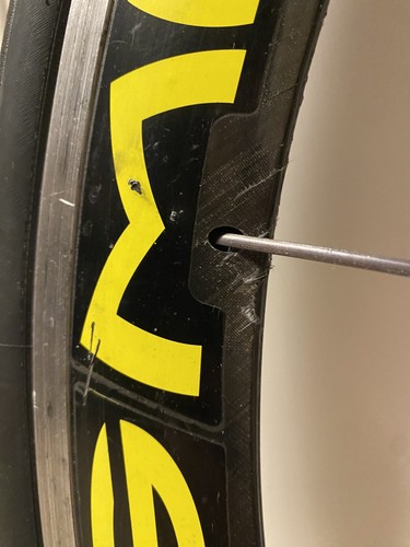 Mavic Cosmic SSC Carbone carbon Fiber front wheel 700c Clincher - Picture 7 of 13