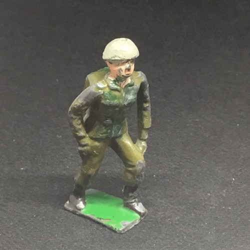 Cherilea Soldier, Crew Member Of Mortar Team (DB 567)