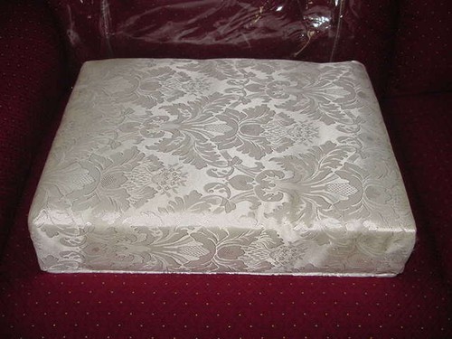 Prayer Kneeling Cushion Church Personal White Damask 17x14x3.5 Kneeler Wedding - Picture 1 of 6
