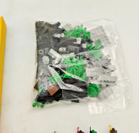 LEGO 6066 Camouflaged Outpost with Original Box Good Castle Knights Forestman 6077 6054