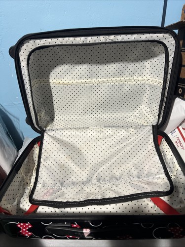 American Tourister Disney Minnie Mouse Hardside 21 Inch Carryon Luggage.  - Picture 14 of 17