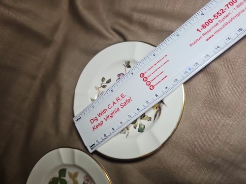 Wedgwood Wild Strawberry & Swallow Bone China Ashtrays - Picture 5 of 5