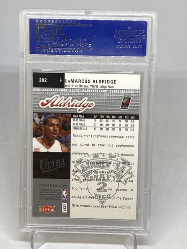 2006 Ultra Lucky 14 LaMarcus Aldridge Red Parallel Rookie RC SP PSA 10 POP 2 - Foto 4 di 7
